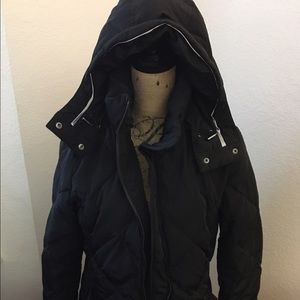 Beautiful like new jacket!  Detachable hood
