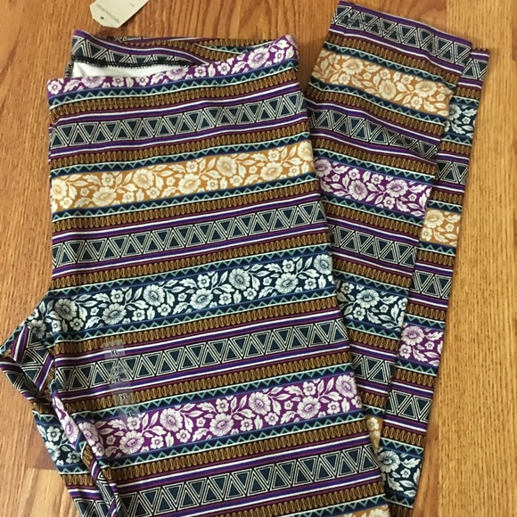 New! Plus size leggings!