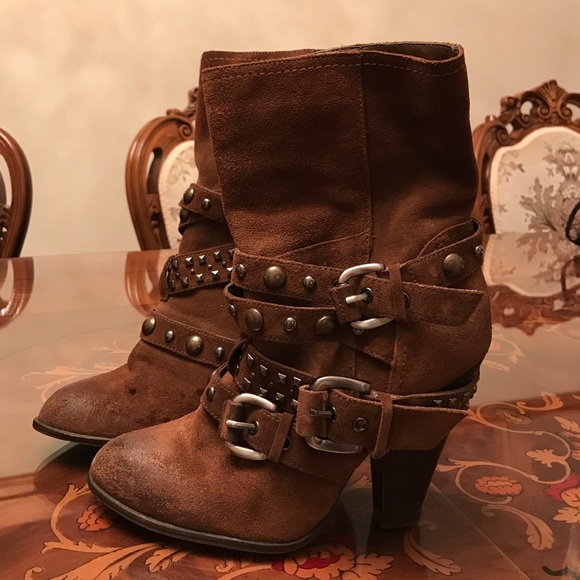 Steve Madden rugged Seude boots - Picture 2 of 4