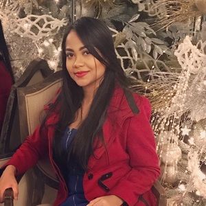 Meet your Posher, Yamilka