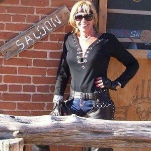 Meet your Posher, Darlene