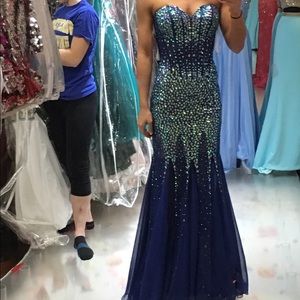 Prom dress
