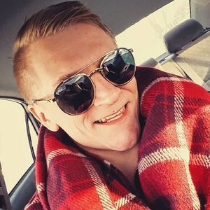 Meet your Posher, Travis