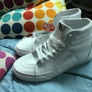 Brand new all white s8 Hi Vans