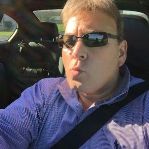 Meet your Posher, Joe