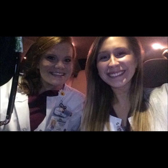 Meet your Posher, Brianna - Picture 3 of 3