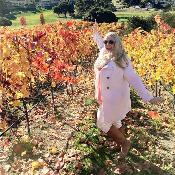 Meet your Posher, Krista - Picture 2 of 7