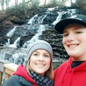 Meet your Posher, Lori