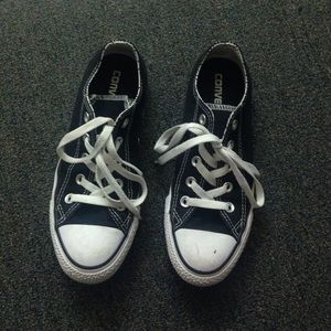 Black converse