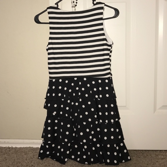 Black and White Dress - Picture 2 of 3