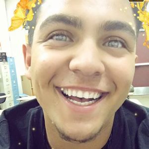 Meet your Posher, Alex