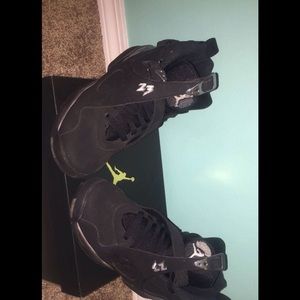 Jordan Chrome 8's BASICALLY NEW