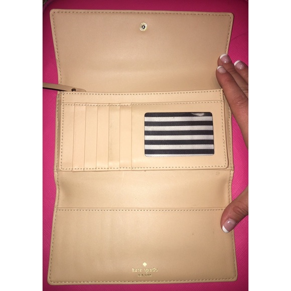 Kate Spade Wallet - Picture 3 of 3