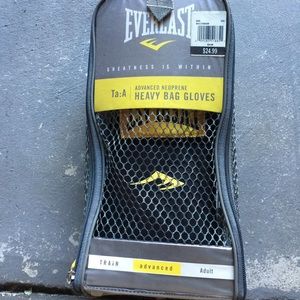 Everlast Heavy Bag Gloves Small