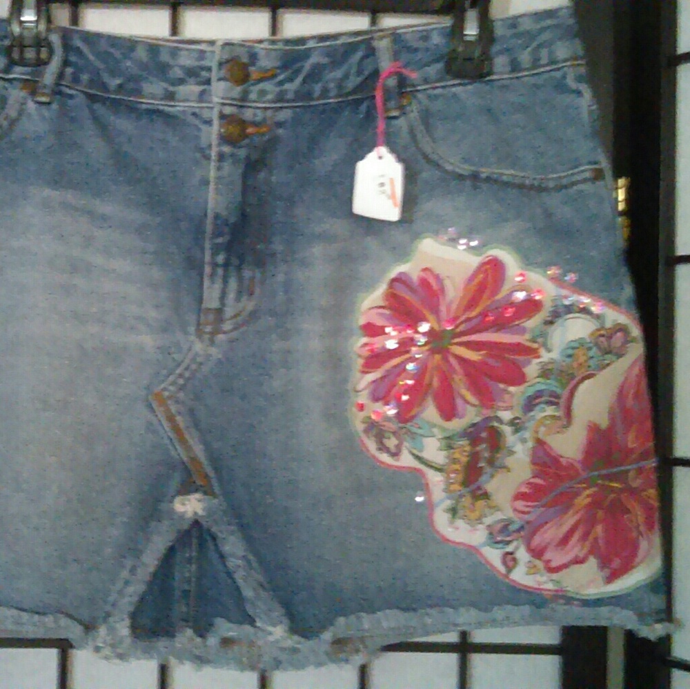 EUC Thalia Floral Denim Mini Skirt size 10