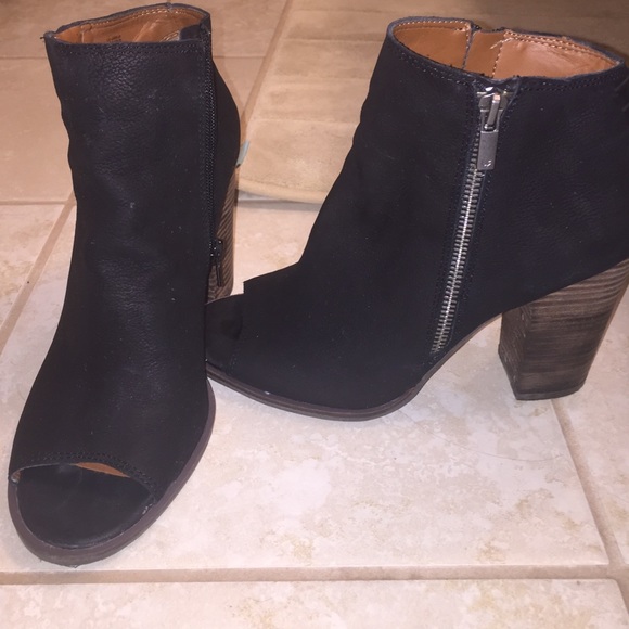 Lucky Brand booties