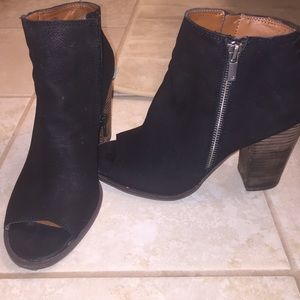 Lucky Brand booties