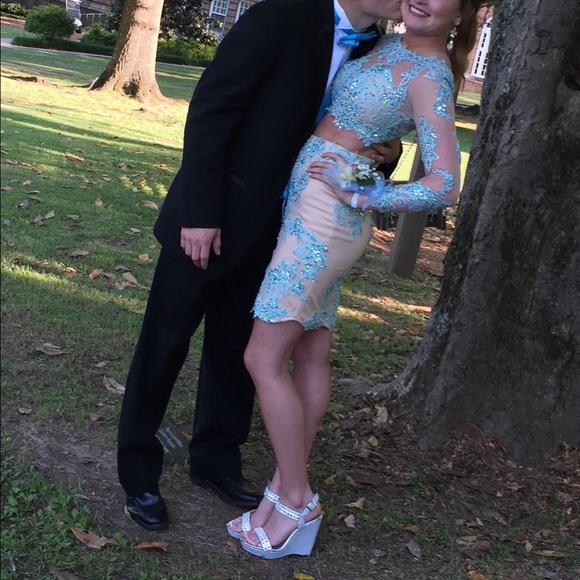 COLORS size 4 prom dress - Picture 4 of 4