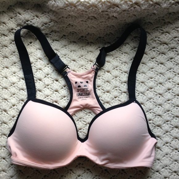 ❌Traded ❌VS PINK Racerback bra.