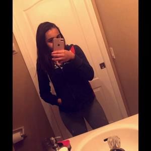 Meet your Posher, Dani