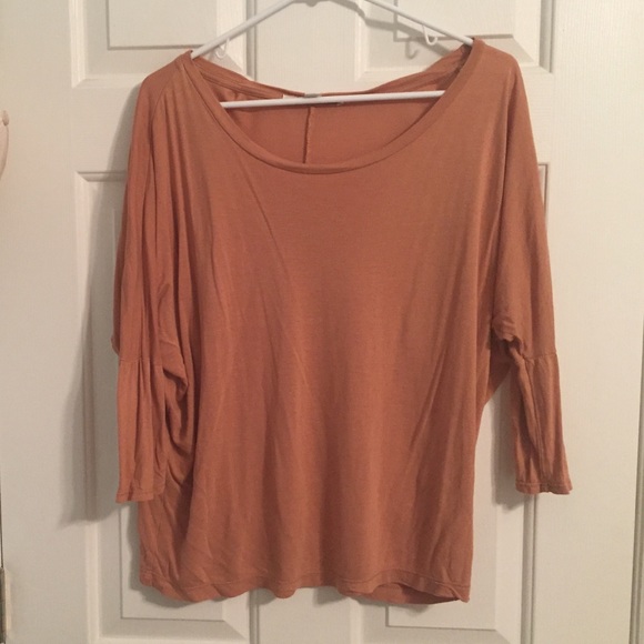 Cute going out shirt! - Picture 1 of 3