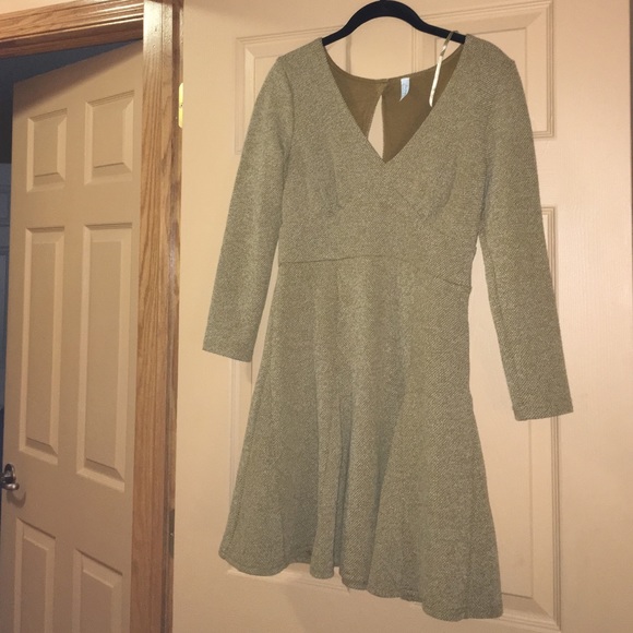 Green free people dress, fun cut outs, worn once - Picture 1 of 3
