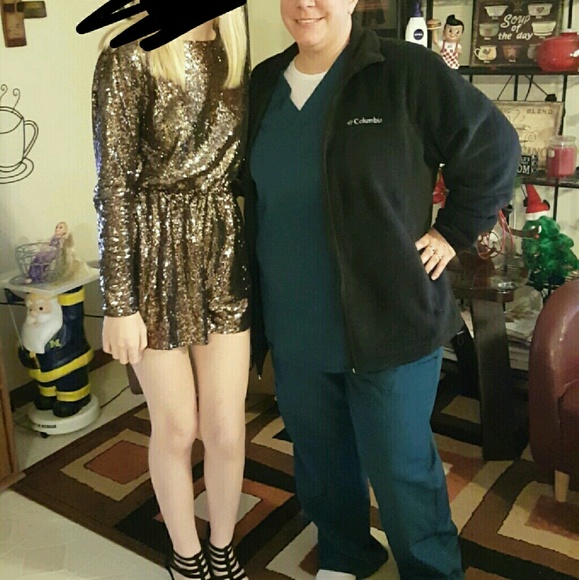 SEQUIN LONG SLEEVE ROMPER - Picture 4 of 4