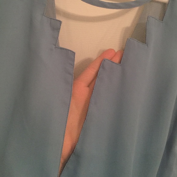 Sheer baby blue tank top - Picture 4 of 4