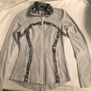 NEVER WORN lululemon jacket
