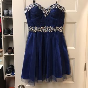 Bee Darlin Blue Formal Strapless Dress Sz 7/8