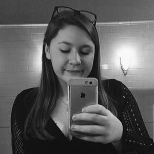 Meet your Posher, Elizabeth