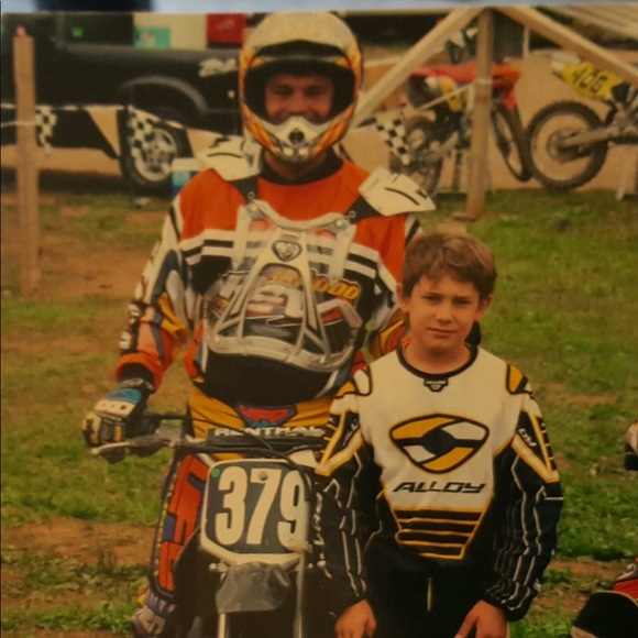 Meet your Posher, Laura - Picture 2 of 8