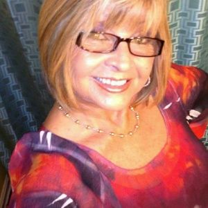 Meet your Posher, Teresa