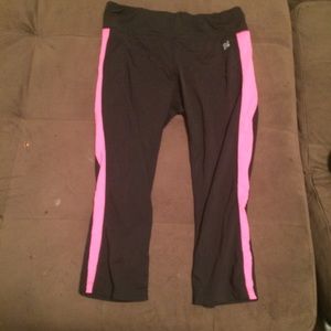 Capri length workout pants
