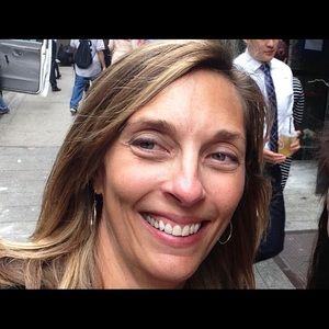 Meet your Posher, Lori