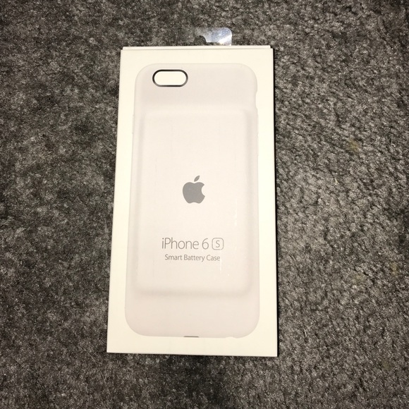 iPhone 6/6s charging case.
