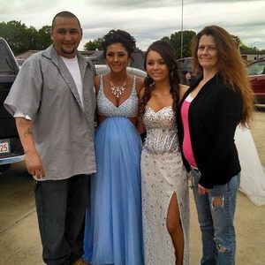 Meet your Posher, Shelly