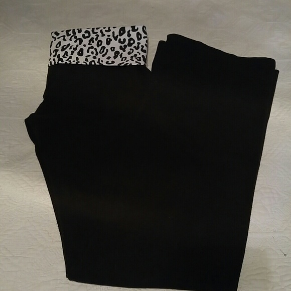 Victoria's Secret zebra yoga pants