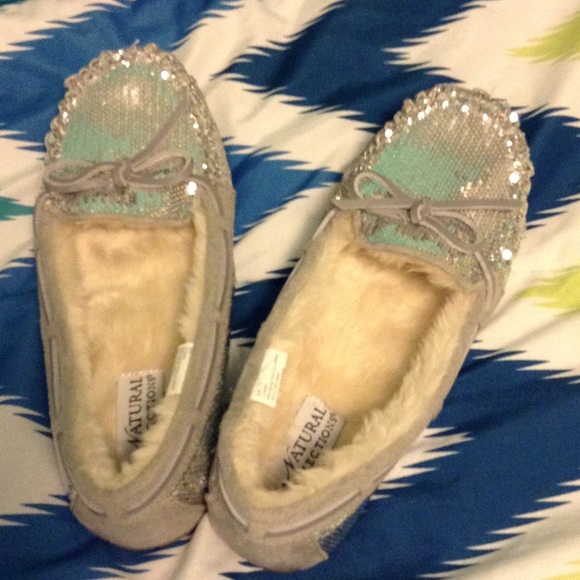 Sequined slipper shoes. Size 7.