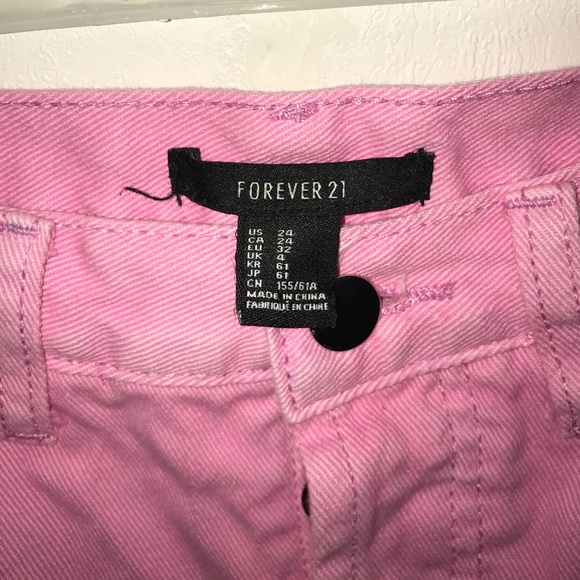 Shorts - Picture 4 of 4