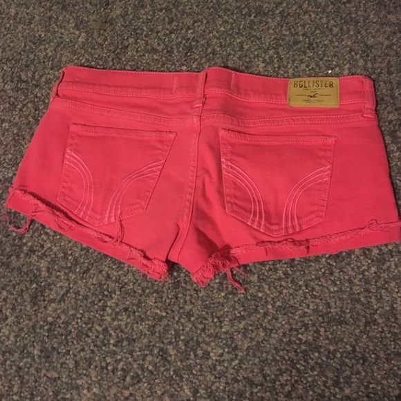 Hollister Shorts - Picture 2 of 3