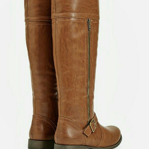 NWOT JustFab Socorro Boot - Picture 2 of 4