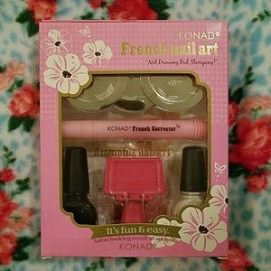 Konad nail art kit