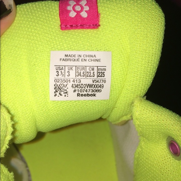 Shoes - Picture 4 of 4