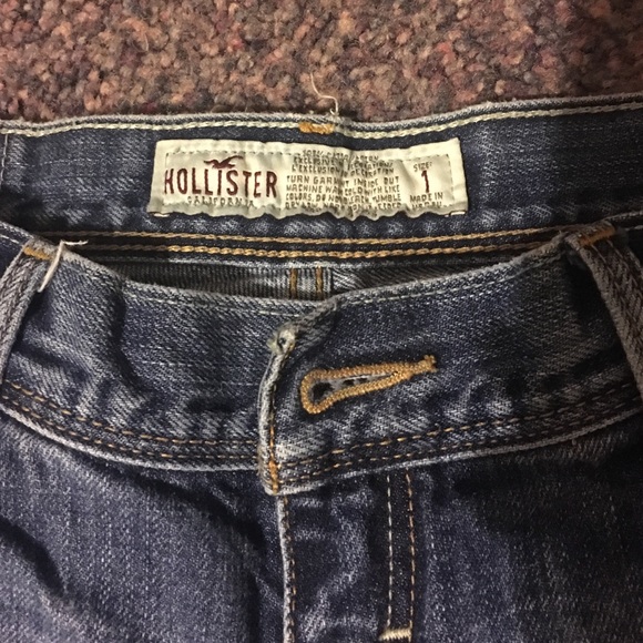 Hollister Shorts - Picture 2 of 3