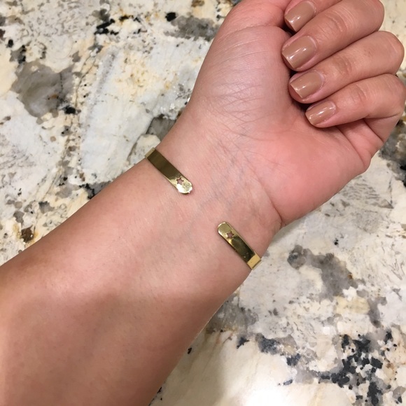 Do All Things With Love Bangle Bracelet - Picture 3 of 4