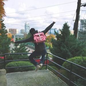 Meet your Posher, Leo