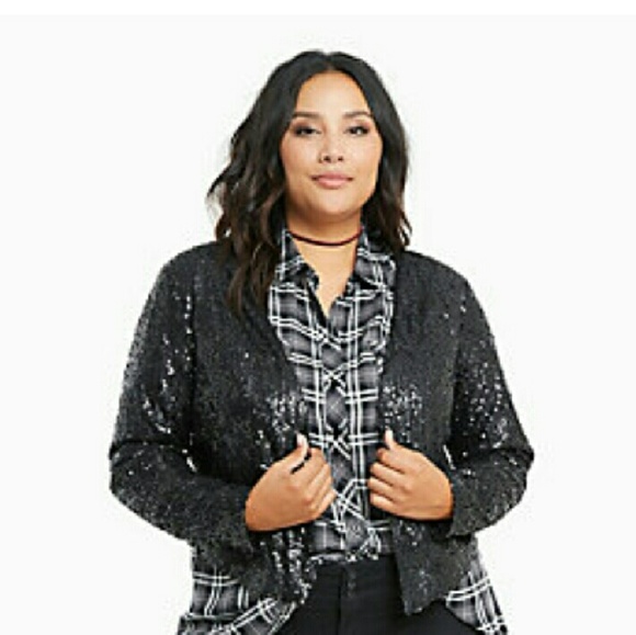 New Torrid black sequin jacket never worn Sz1
