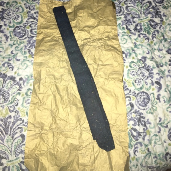 Men's tie