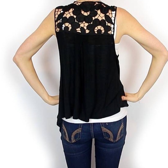 Black sleeveless cardigan - Picture 3 of 3